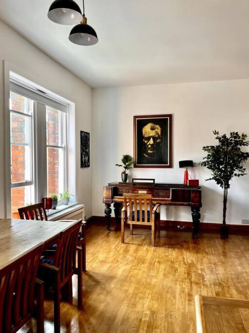 Charming City Townhouse Dublin Exteriör bild